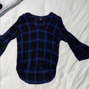 Blue plaid top